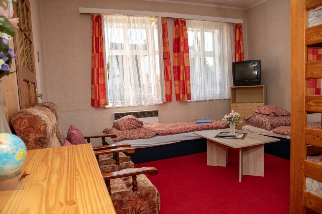 Apartmany U Kocoura Pod Klinovcem Kovářská Exterior foto